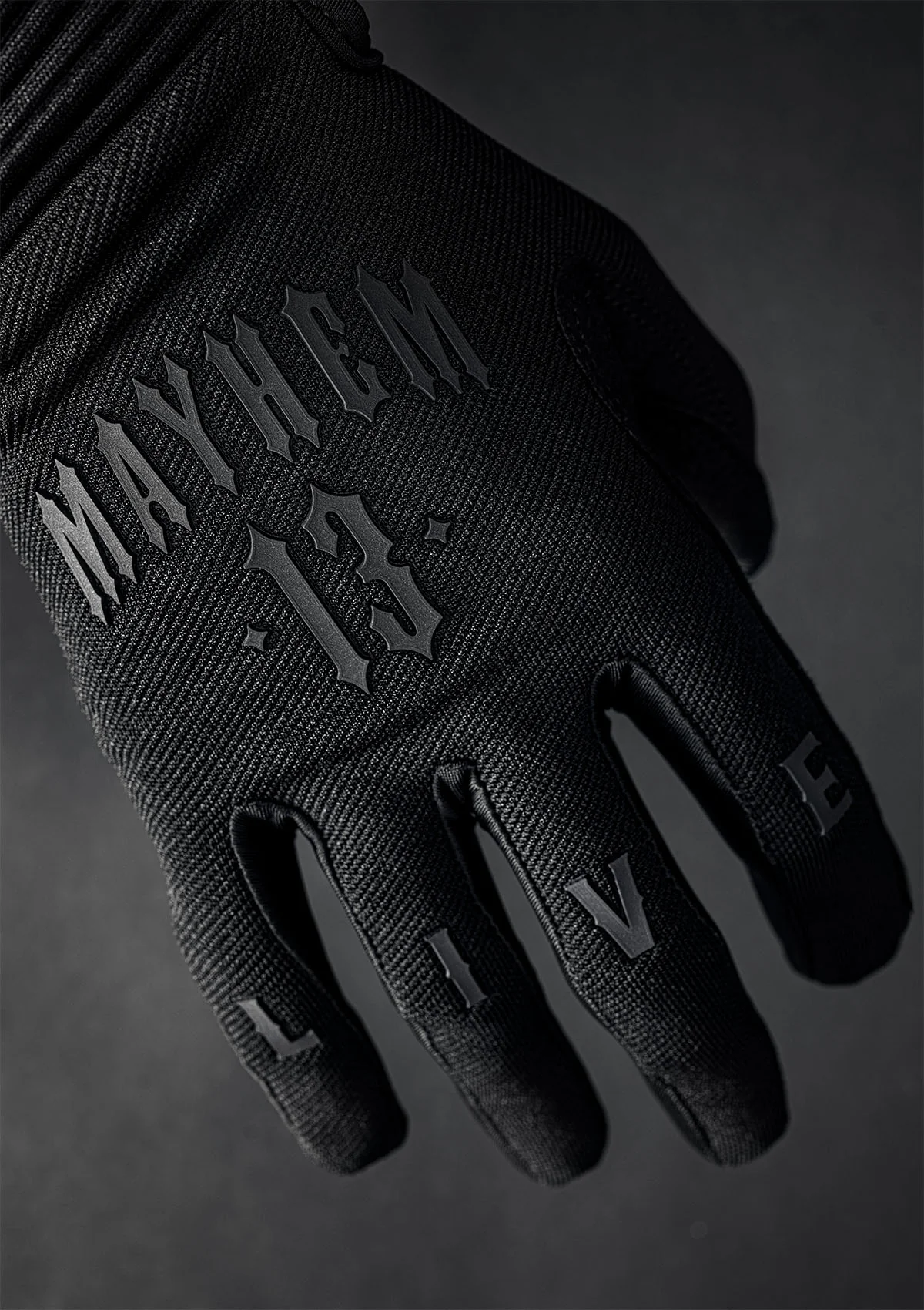 Glove Embossed B/B - Image 3