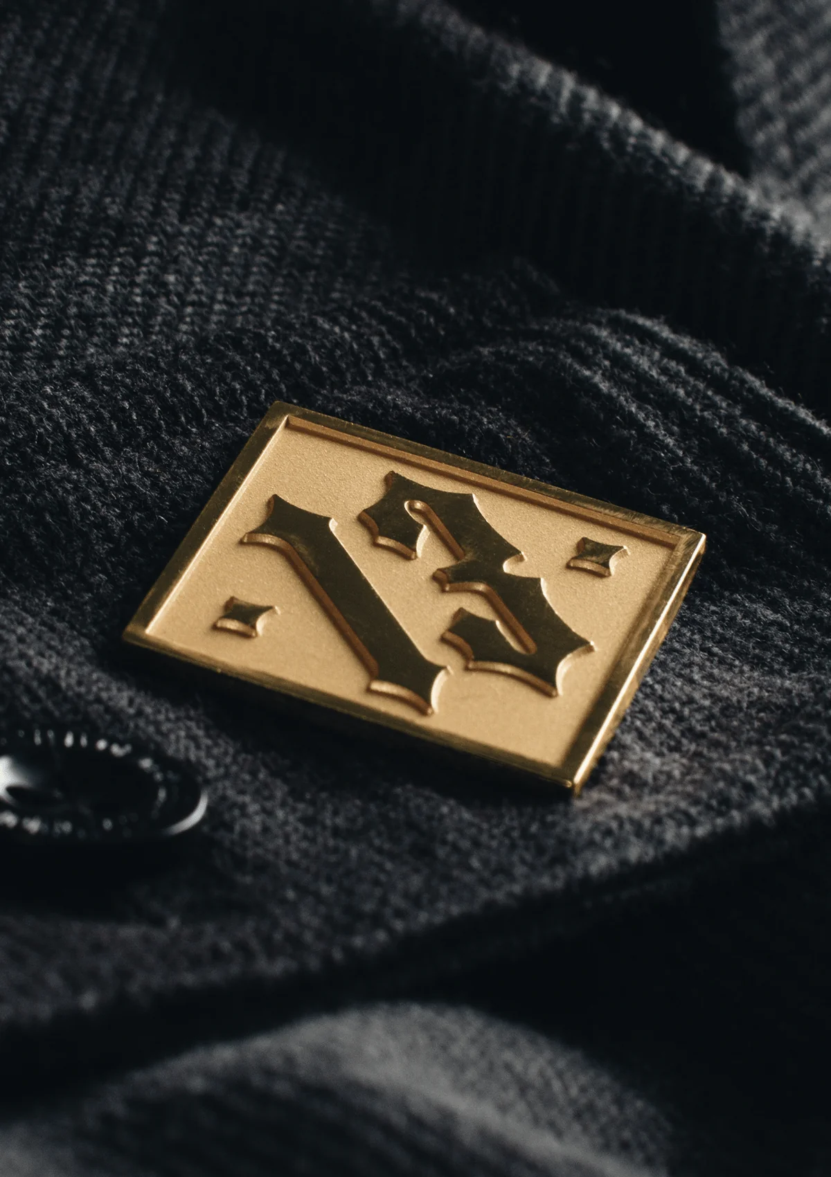 Pin 13 Gold - Image 4